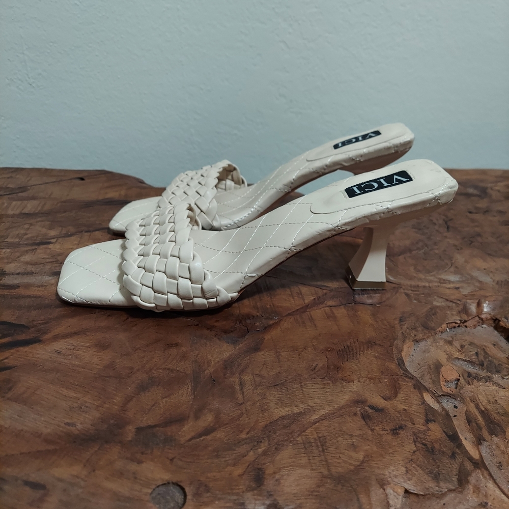 SOLD VICI Braided Heels - Picture 3 of 7